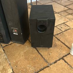 Onkyo Powered Subwoofer 