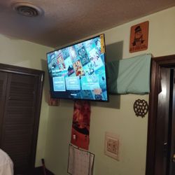40  Inch Roku Smart Tv