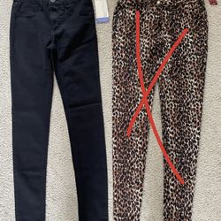 Women’s Black Junior Jeans  Size 5