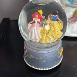 4 Disney Princess Snow Globe 