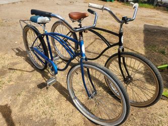 Lot of 2 Vintage Schwinn "26 Bikes 1977 Typhoon and 1981 Schwinn Cruiser "Both In Good condition " Can meet or Deliver in the Area