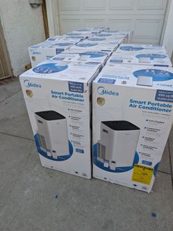 Midea 10000 BTU  PORTABLE AC - 180 with all accessories included