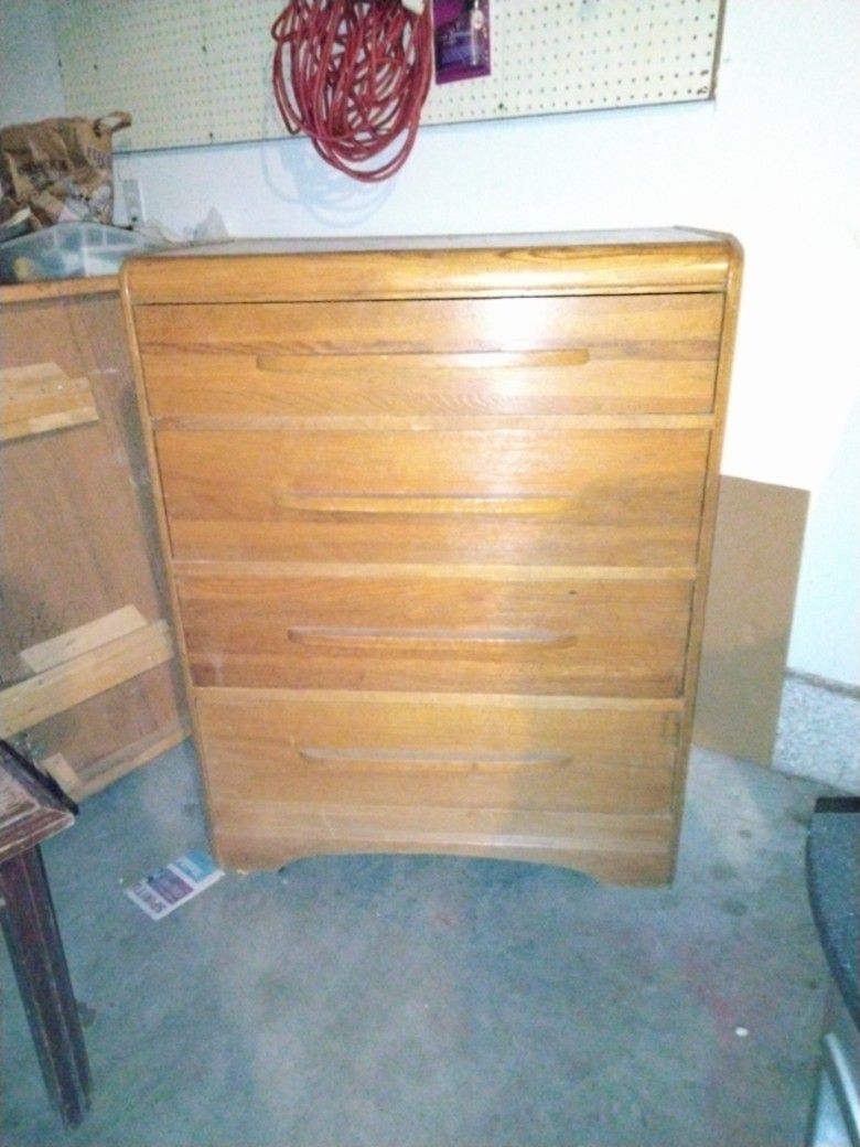 Antique 4 Drawer Dresser Chest