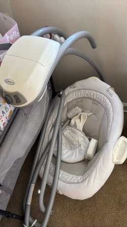 Baby swing