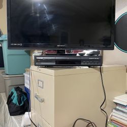 36 inch TV and DVD they work great