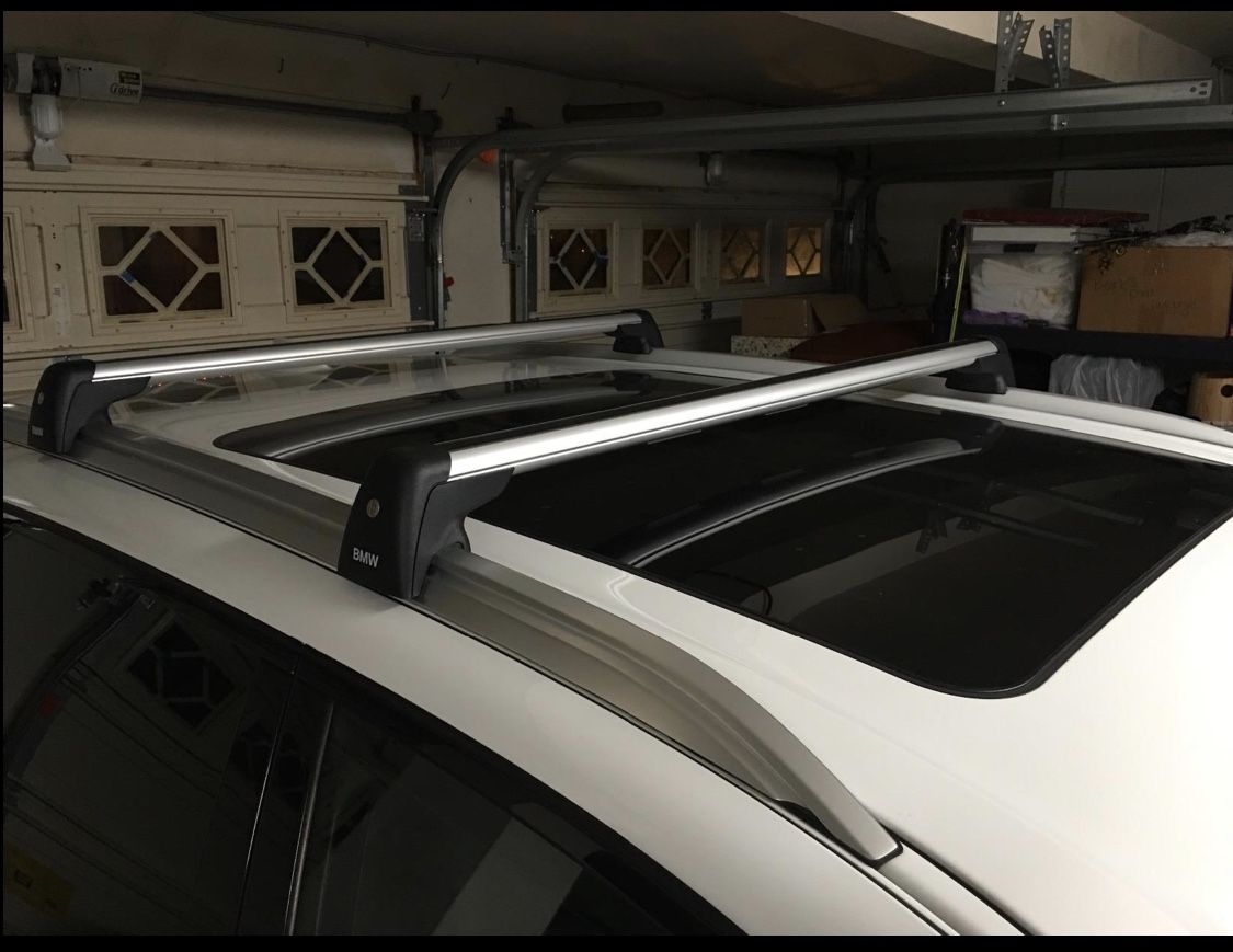 BMW E70 X5 OEM Roof Cross Bars with Thule Pull Top Ski Snowboard Rack
