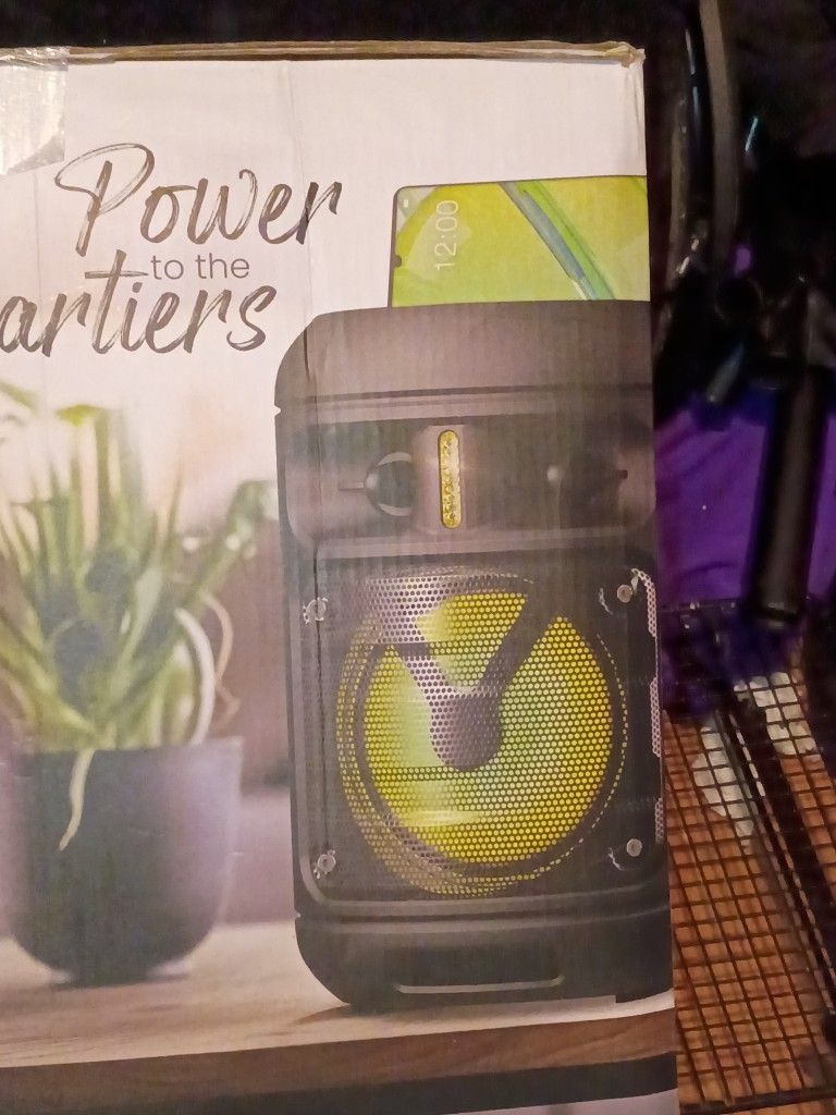 Bluetooth Speaker For Sale $40 OBO