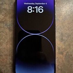 Iphone 14 With TikTok 