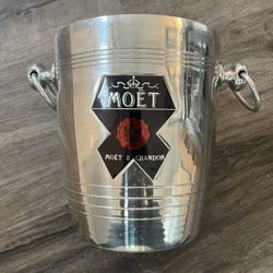 Champagne Moet & Chandon Ice Bucket 