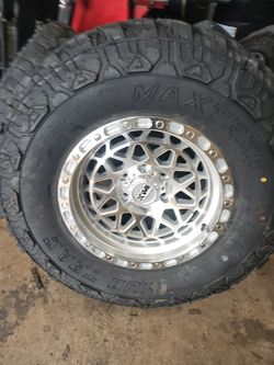 17x9 xm rims 6 lug 6x139 6x5.5 on new tires 35 1250 17 lt