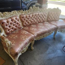 Victorian Style Couch 