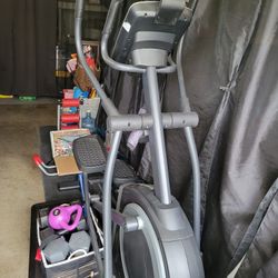NORDICTRACK ELLIPTICAL 