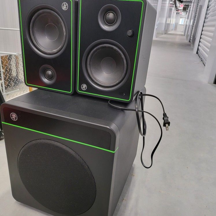 Mackie speakers + subwoofer set