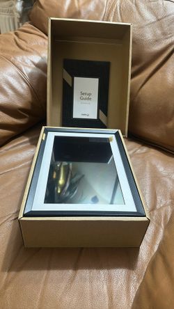 NEW Nixplay 10.1” Touch Screen Smart Photo Frame Black WiFi HD W10P