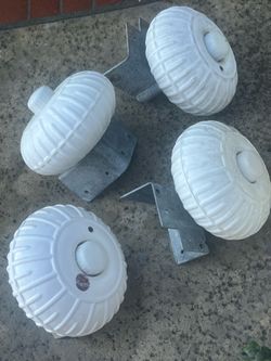 12" Infllatable corner dock wheels - used
