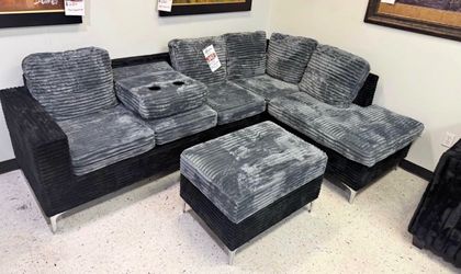 NEW SECTIONAL, SOFA WITH OTTOMAN, INCLUDING FREE DELIVERY PAY UPON ARRIVAL