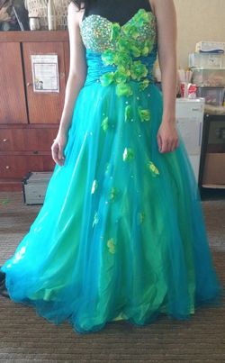 Brand new lake themed prom dress