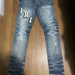 Amiri Jeans