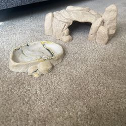 Reptile Hideaway cave