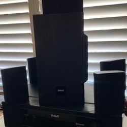 RCA Home Theater Surround Sound System 5 Speakers W/sub