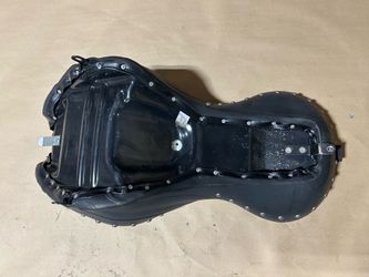 2003 soft tail deuce leather seats