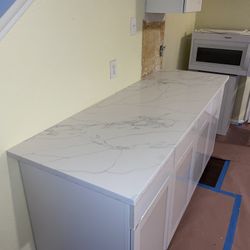 Quartz Kitchen Countertops