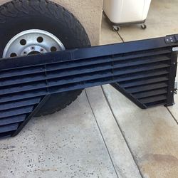 Ford F350 tailgate for fifth wheel