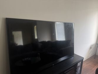 75” LG TV W CHROMECAST AND SWIVEL MOUNT