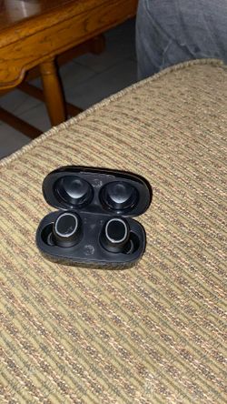 Amazon Basic Bluetooth Ear Phone 