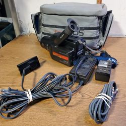 SONY Handycam CCD-FX730V Video8 Camcorder Power Supply, Battery & Bag Working!