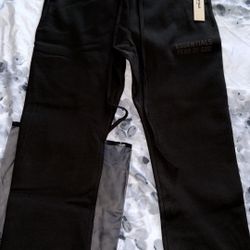 Essential Sweats  Off black 