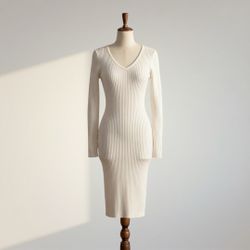 white long sleeve dress size medium