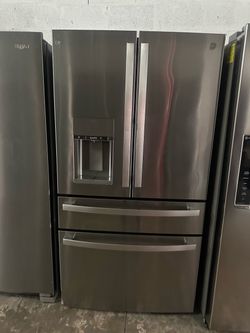 Ge French door Refrigerator