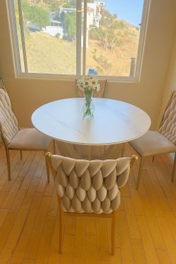 Dining Table Gold With 4 Chairs 