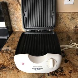 Black and decker health zone Panini maker or waffle maker for Sale