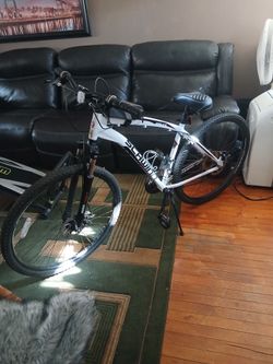 Mountain bike Schwinn Rivel