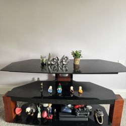 Entertainment Center/ TV Stand