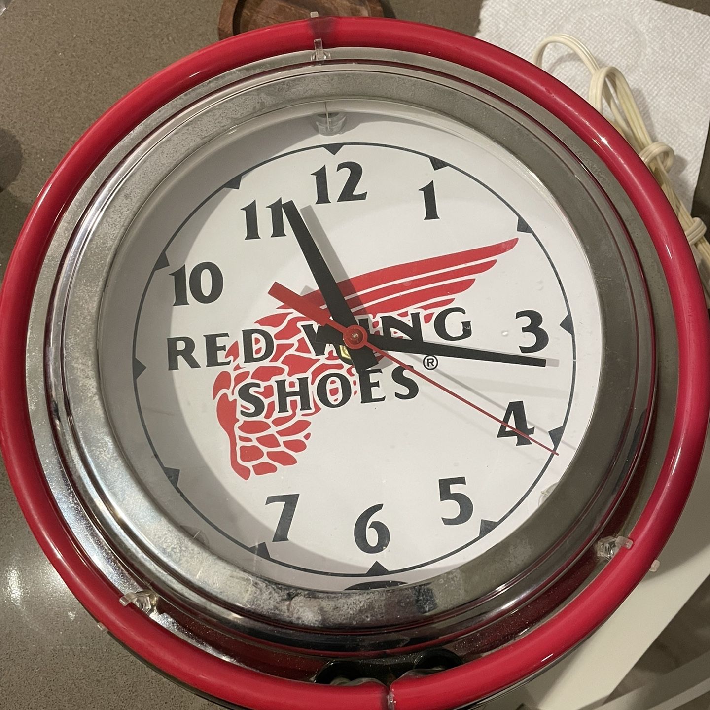 Red Wing ネオンクロック ジャンク 格安 Red Wing Shoes Neon Clock for Sale in Renton, WA - OfferUp