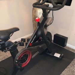 Peloton Bike – Like New w/ Screen, Weights, & Mat – Ready to Ride!