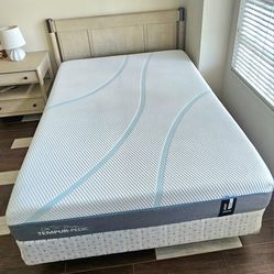 Tempur-Pedic TEMPUR-Adapt Medium Hybrid Queen NEW $4K Retail - NEW