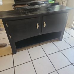 Tv console