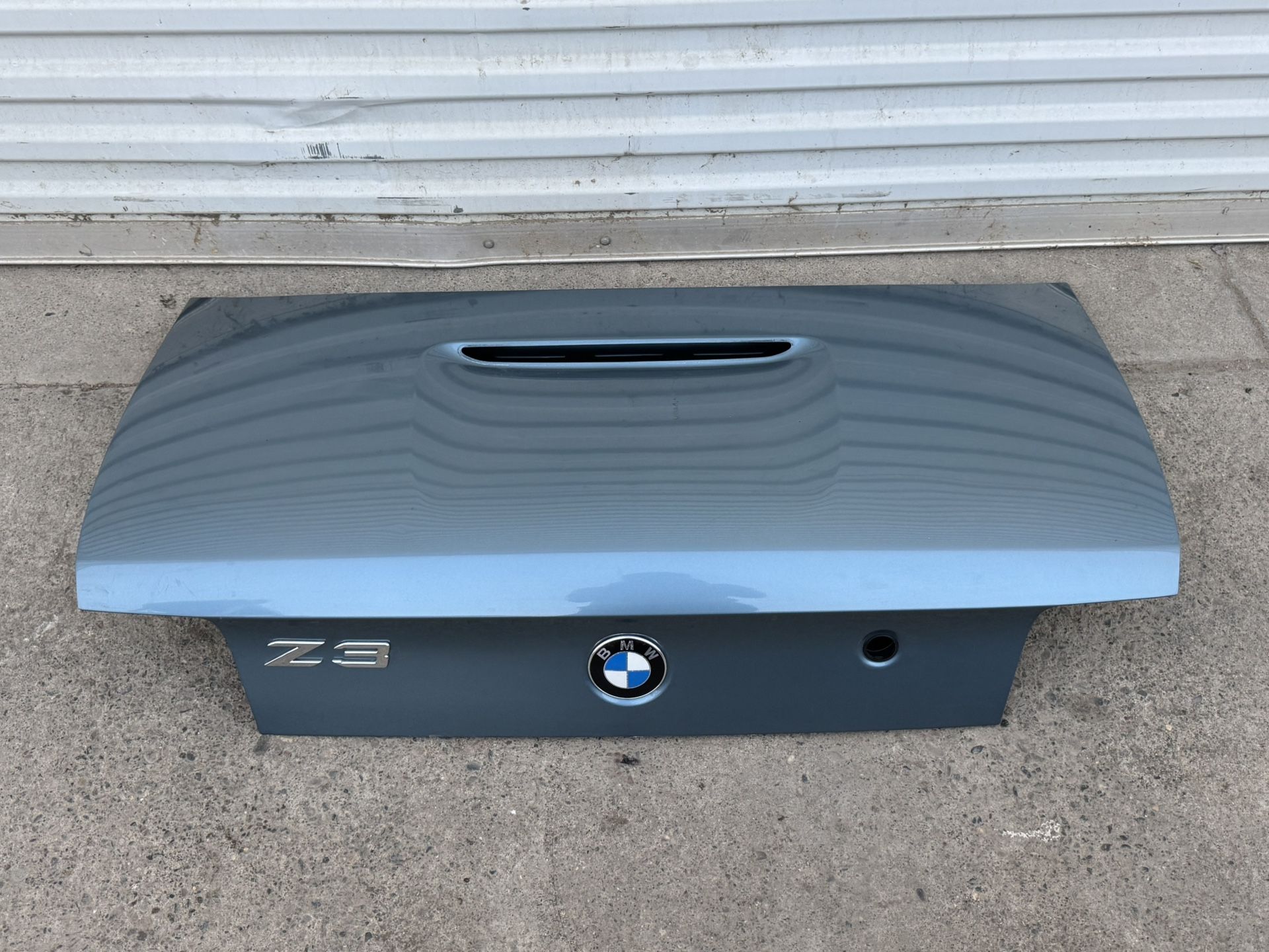 BMW Z3 trunk
