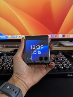 Motorola RAZR+ 2023 UNLOCKED