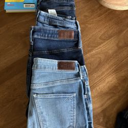 Hollister Jeans Size 5S And 7L 