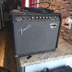 Fender Champion 300 1 x 10 Practice Amp w/ Built-In Effects


