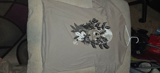 Tan Graphic T-Shirt with jackelope Print