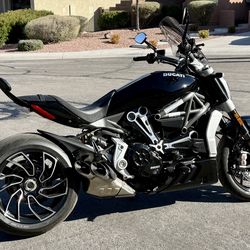 2022 Ducati XDiavel S