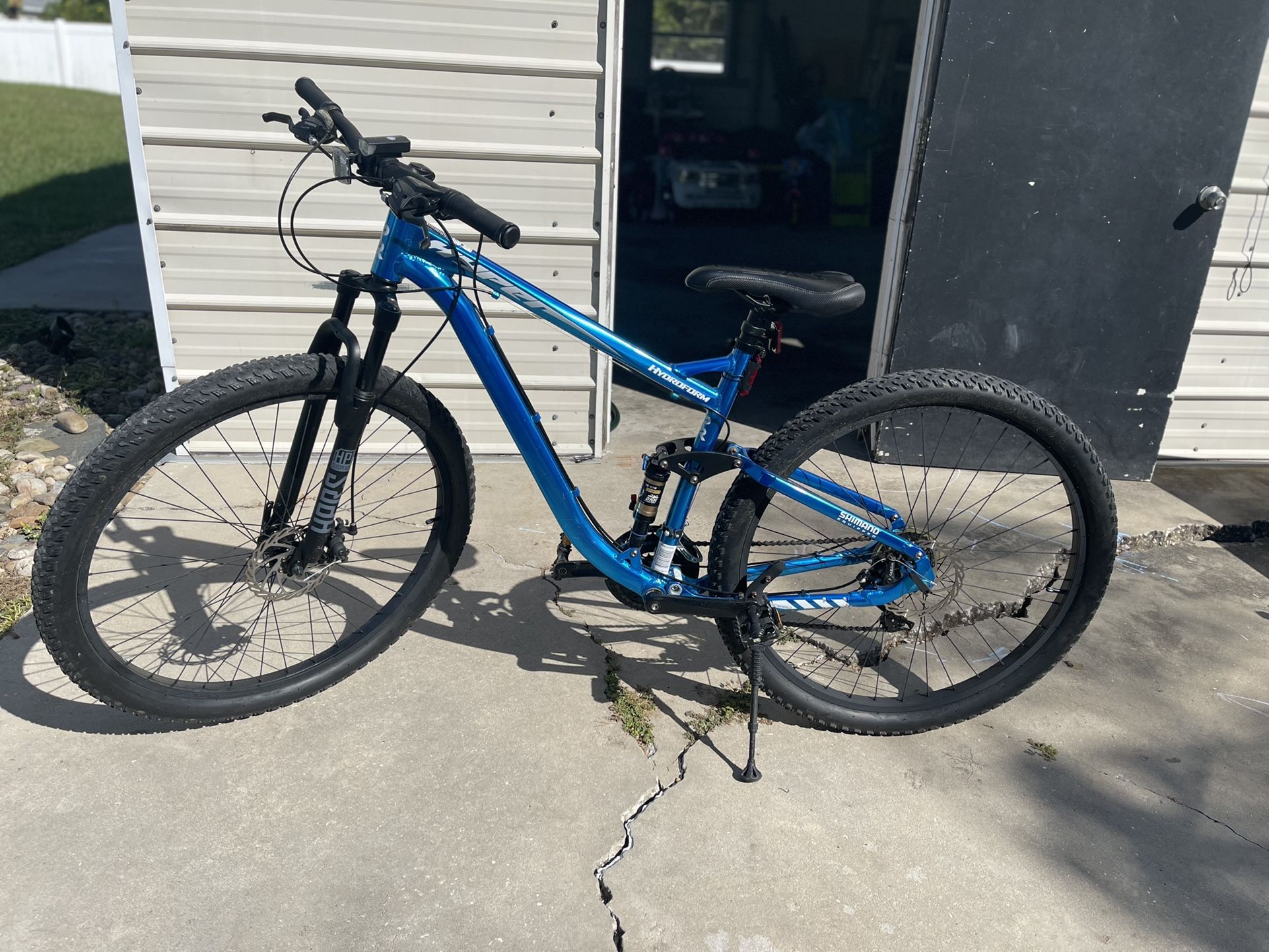 Hyper cheap hydroform mtb