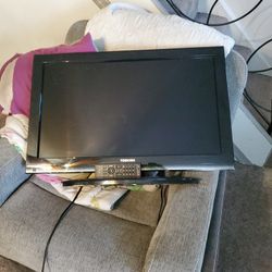 Toshiba 36in Flat Screen