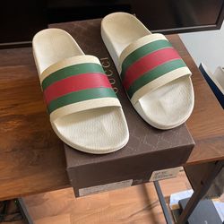 Gucci Slides 